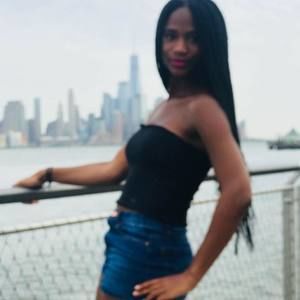 Meet your Posher, Mackenzie